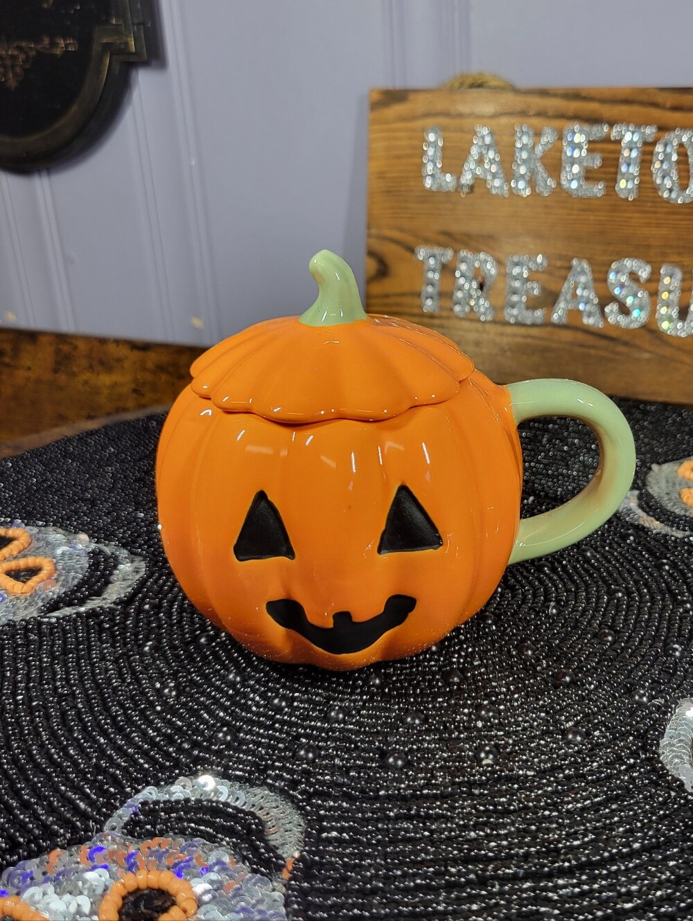 Hyde & Eek Ceramic Pumpkin Jack-O'-Lantern Mug with Lid - Orange